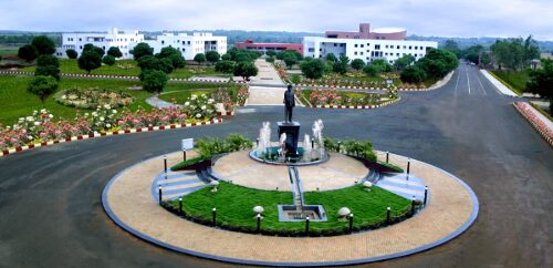 Visvesvaraya Technological University is one of India's premier technological universities, established on April 1, 1998