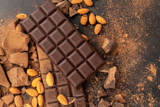 Dark Chocolate & Almonds